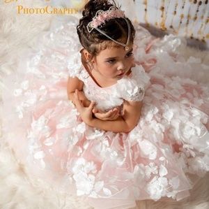 Meet your Posher, Joan